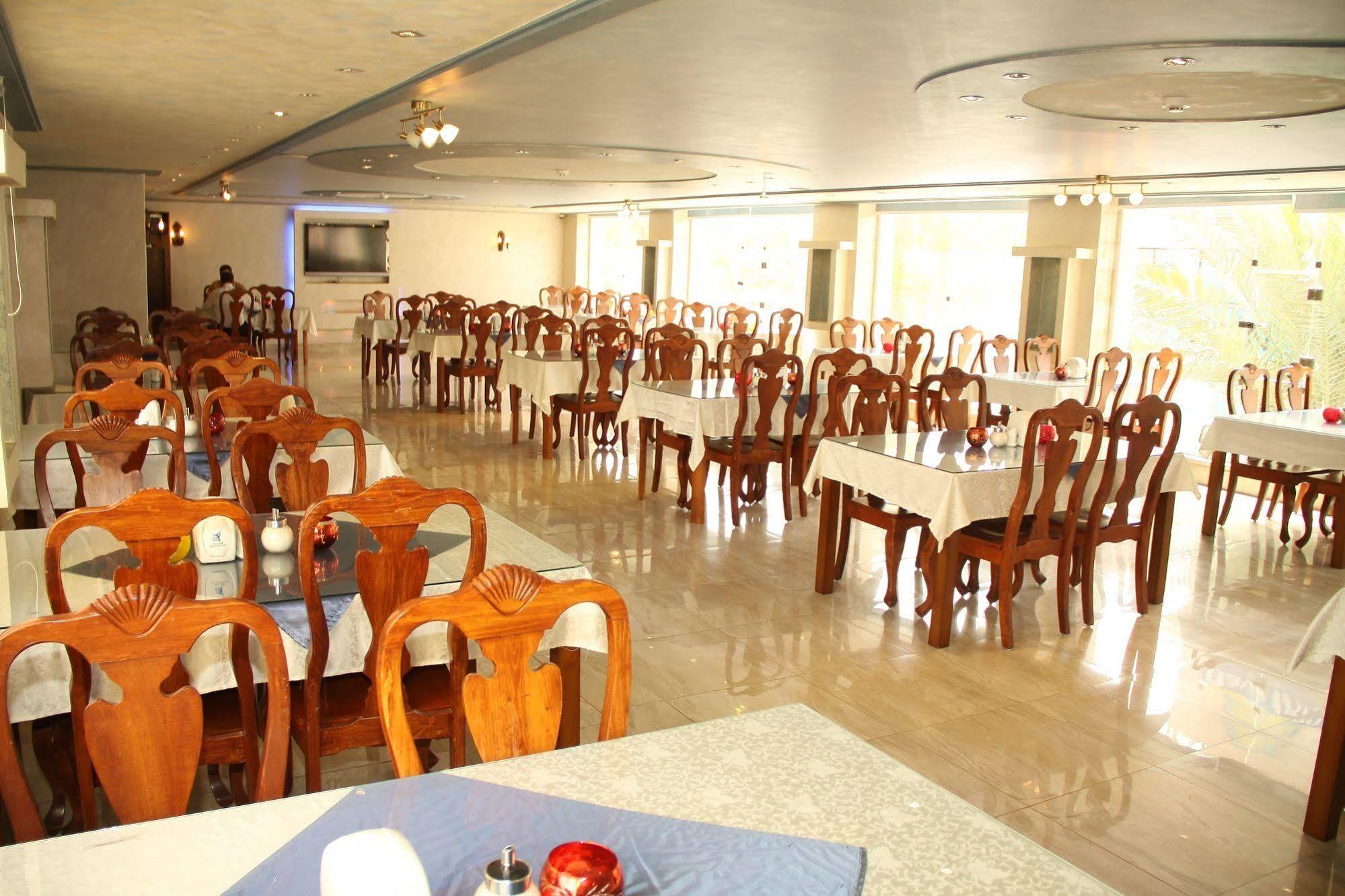Al Raad Hotel Aqaba Exterior photo